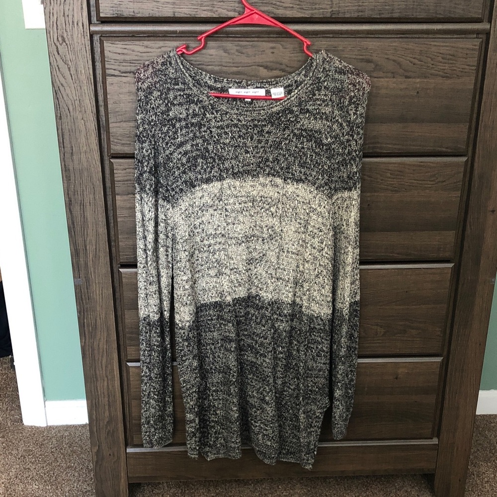 Eight Eight Eight Women's Black and Cream Knit Sweatshirt